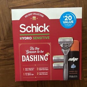 Schick Hydro Sensitive Razor Set
